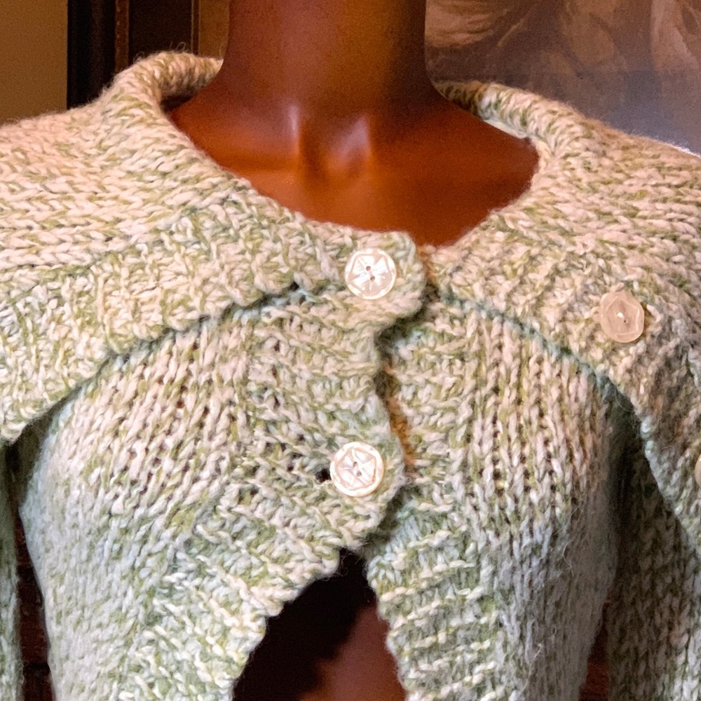 FREE PEOPLE SWEATER - LACE LINING ๐ FANCY - Picture 3 of 8